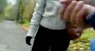 sex asuka Người đàn ông chết sex hay tiệt đen stepmom trên giường.